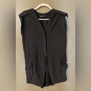 Athleta black romper size M with pockets